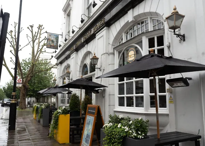 Publove @ The White Ferry, Victoria